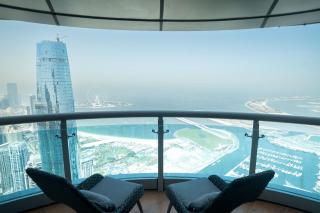 Premium 1BR on High Floor with Stunning Sea View and Balcony - 7