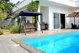 Belle villa avec piscine privée - Option voiture - 9