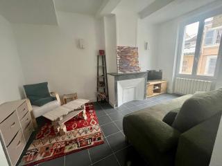 Un superbe t2 plein centre à cours belsunce - 5