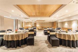 Radisson Hotel Sector 29 Gurugram - 2