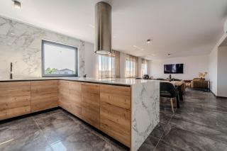 Penthouse Adela - 2
