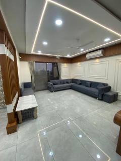 Home away from Home close to Swaminarayan Temple - 2