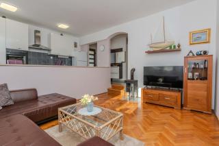 Holiday home Suric - 7