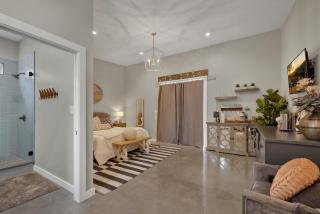 Pop 3: Hot-Tub, Close to Main St - 9