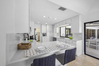 Coastal waterfront home with pool spa and dock - 5