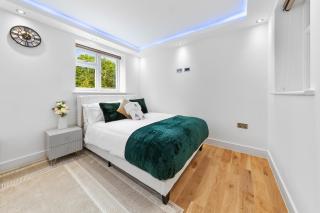 Luxury 1-Bed Apt in Waterloo 7 Mins to London Eye Includes Terrace - 5