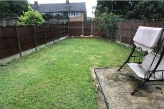 4 Bed House Sleeps 8 - Enclosed Garden - Parking - 5