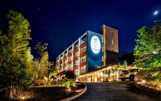 Yangshuo Courtyard Hotel - An all-English team by the Li River - 3