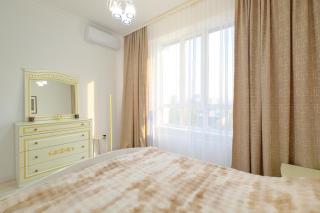 Nadezhda Apartments in Merei on Seifullin Avenue, Mountain View - 8