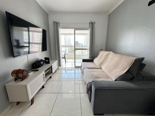 A 300m da praia, varanda gourmet e muito conforto! - 9