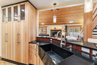 5BR Ski in Out Mountain Getaway with Hot Tub and Views - 2