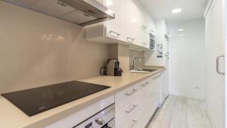 Amplio apartamento junto al mar - 1