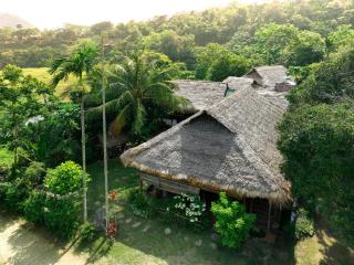 Thai House Pu Luong - Century Old Stilt House with Terrace Views - 7