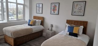 The Felix Apartments - 2 Bedrooms - WIFI - FREE Parking - 6