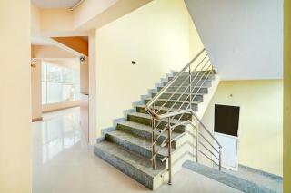 Hotel Seafaceing Golden- Palace - Swimming Pool and Private Beach Facilities - 4