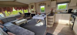 Big Family Holiday Home - 6