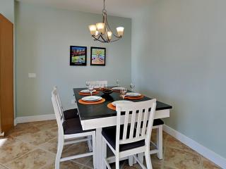 Diamond Beach 214 - Hugs On The Coast - 3