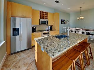 Diamond Beach 214 - Hugs On The Coast - 2