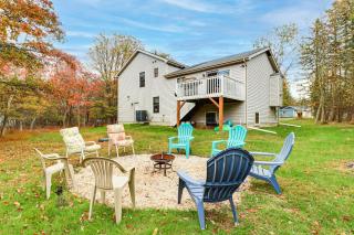 Less Than 1 Mi to Lake Family Home in Albrightsville! - 0