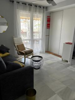 Estudio ático centro Rota - 2