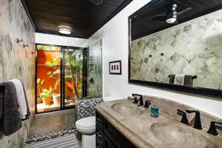 Luxury Villa With Beach Access And A Private Pool - 6