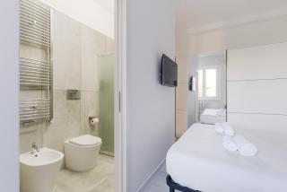 3 matrimoniali e 2 bagni per famiglie e gruppi di viaggiatori NAVIGLI - NABA - 3