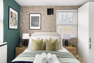 Modern 2 Bedroom next Central London - 4