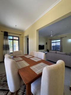 Private room in Salasala, Mbezi - 3