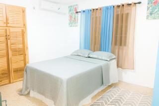 Chantal House Sleeps 8 with Garden - 3