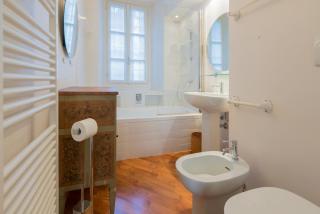 Quiet & central one bedroom apartment - 4