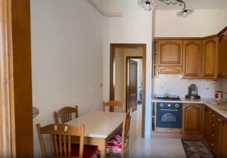 Metro Luxe Suites - 4