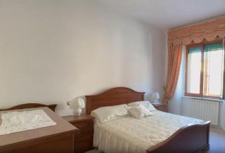 Metro Luxe Suites - 2