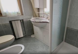 Metro Luxe Suites - 2