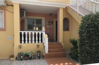 3 Bed Villa Sleeps 6 - Pets Ok - Communal Pool - 2