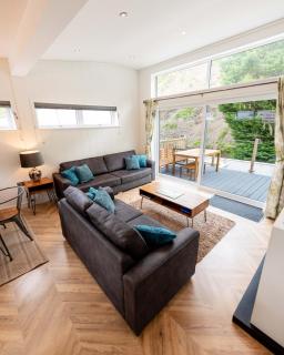 Great Gable Riverside Luxury Lodge - 6