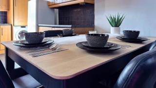 Hexthorpe House - By Sigma Stays - 6