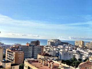 Top Floor Sea View Central Apartment with Seasonal Pool Walking Distance to the Beach by Namaste Elite - 9