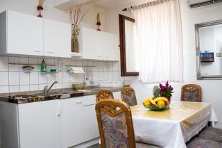 Apartments "I & I" - Pag - 3