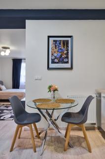Apartment Mostecka - 1