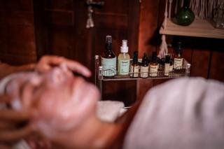 Chateau Du Comte - 1