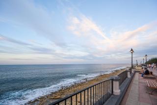 Seafront 4-Bedroom Apartment - 8