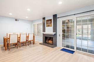 Near ONT Ontario Oasis Designer Home w Garden Park - 7