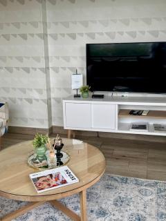 214 Executive Suite - 5