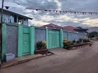 Cozy Flat 5 Minutes To Beach - 8