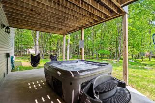 Hot Tub and Community Beach Albrightsville Home! - 9