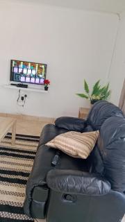 NEMARA Self Catering Lodge - 8