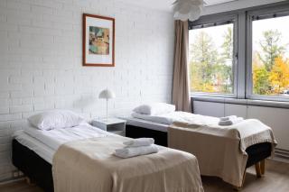 Spacious and cozy 2-room apartment for 4 in Kaivoksela, Vantaa - 4