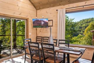 Rustic RidgeView Hot Tub Grill Foosball More - Cove Creek Cascades - 1