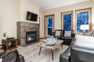 3BR Rockies Condo Heated Pool and Hot Tub - 5