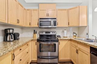 3BR Family Friendly Getaway Pool and Hot Tub - 6